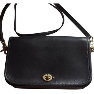 VINTAGE COACH CROSSBODY BAG